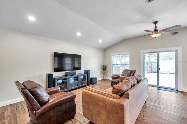 4815 PLANTATION DRIVE, Tampa, FL 33615