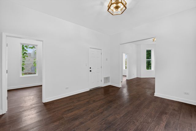 6018 S Sangamon Street, Chicago, IL 60621