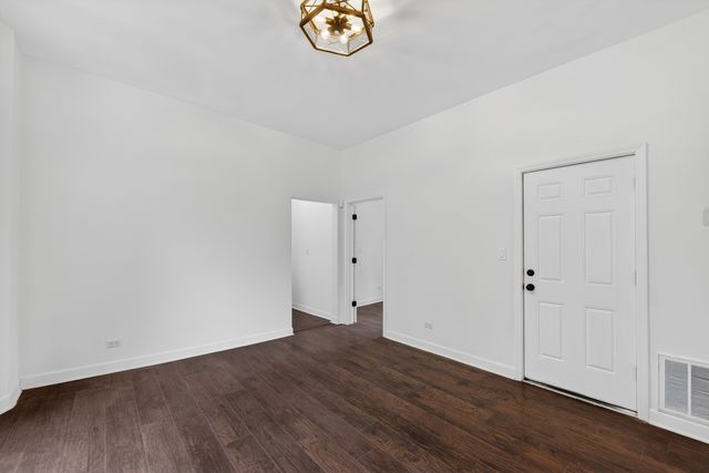 6018 S Sangamon Street, Chicago, IL 60621