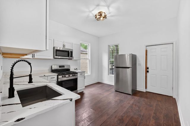 6018 S Sangamon Street, Chicago, IL 60621