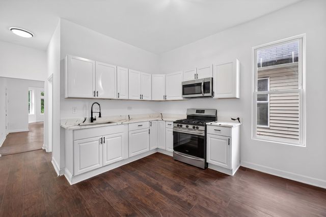 6018 S Sangamon Street, Chicago, IL 60621