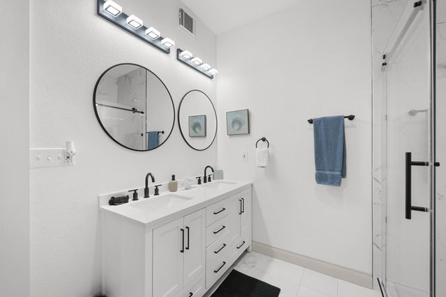 3124 Bernardo De Galvez Avenue, Galveston, TX 77550