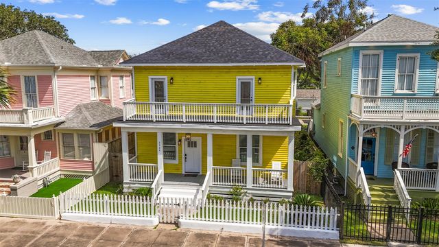 3124 Bernardo De Galvez Avenue, Galveston, TX 77550