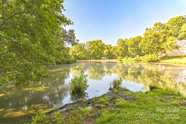 3909 N Course Drive, Charlotte, NC 28277