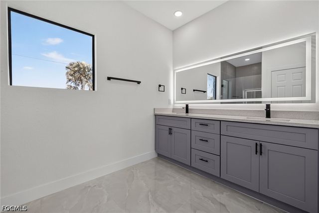 3706 Gene AVE N, Lehigh Acres, FL 33971