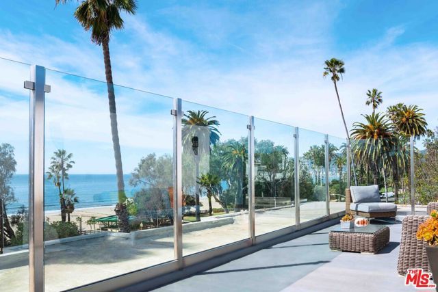 901 Ocean Avenue, Santa Monica, CA 90403