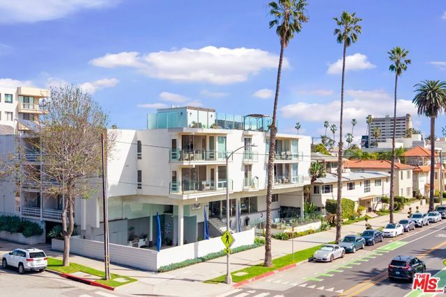 901 Ocean Avenue, Santa Monica, CA 90403