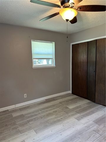 1803 Shelby Avenue, Springdale, AR 72762