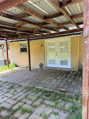 1803 Shelby Avenue, Springdale, AR 72762