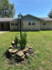 1803 Shelby Avenue, Springdale, AR 72762