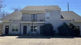 900 Autumn Circle D, College Station, TX 77840