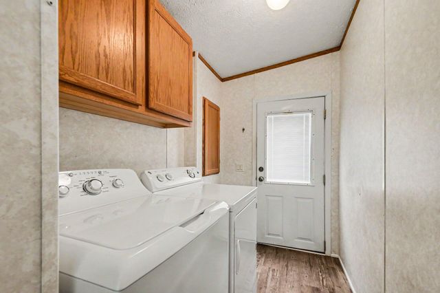 3065 Chamberlain Road, Buchanan, MI 49107