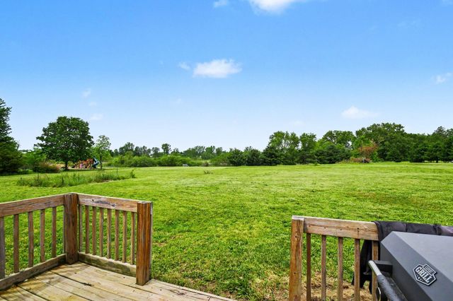 3065 Chamberlain Road, Buchanan, MI 49107