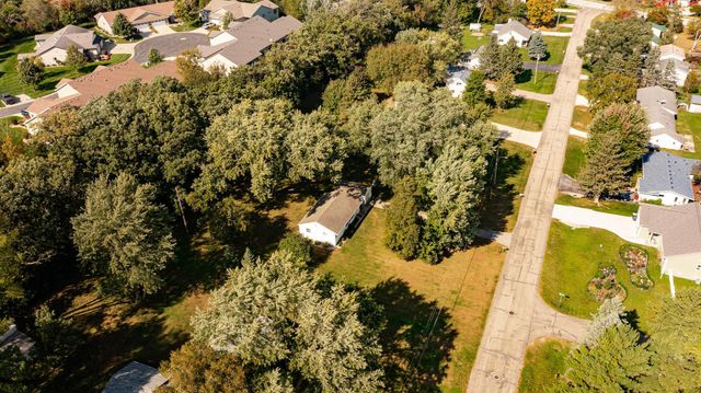 2441 22nd Avenue SE, Rochester, MN 55904