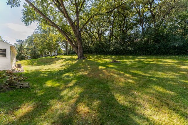 2441 22nd Avenue SE, Rochester, MN 55904