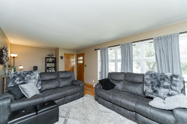 2441 22nd Avenue SE, Rochester, MN 55904