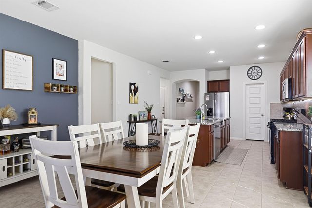 158 Fern DR, Buda, TX 78610