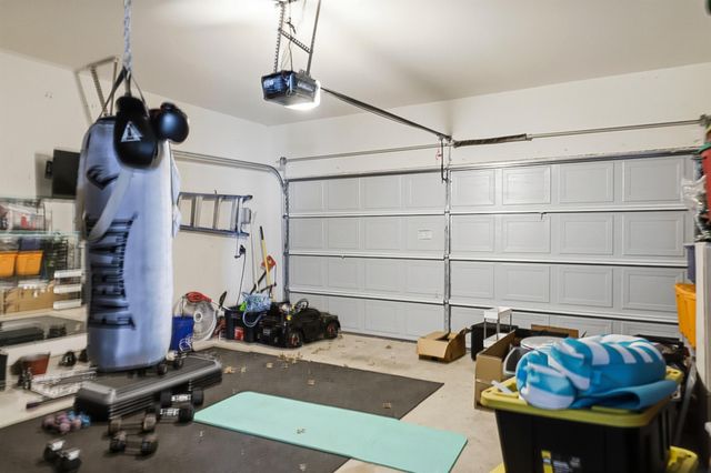 158 Fern DR, Buda, TX 78610