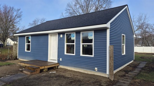 423 Ainsworth Circle, Ypsilanti, MI 48197