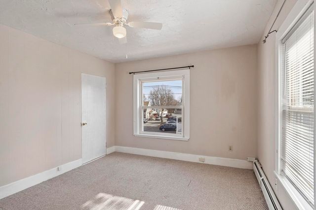 11 Pine Street, Leominster, MA 01453