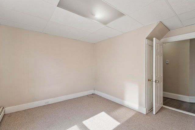 11 Pine Street, Leominster, MA 01453