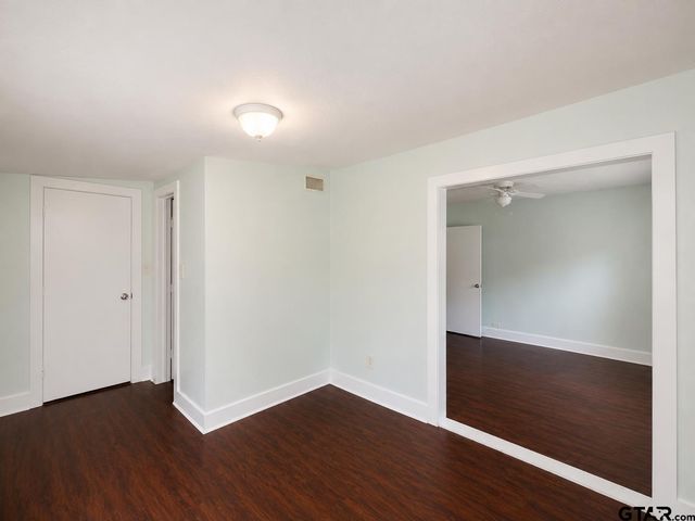 618 N Moore, Tyler, TX 75702