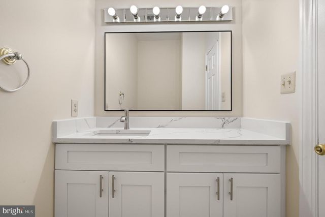 13620 CANAL VISTA CT, Rockville, MD 20854