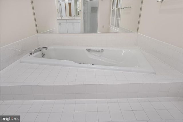 13620 CANAL VISTA CT, Rockville, MD 20854