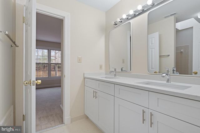 13620 CANAL VISTA CT, Rockville, MD 20854