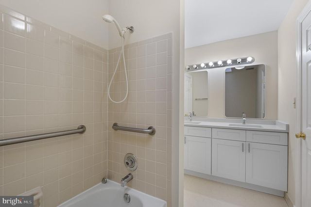 13620 CANAL VISTA CT, Rockville, MD 20854