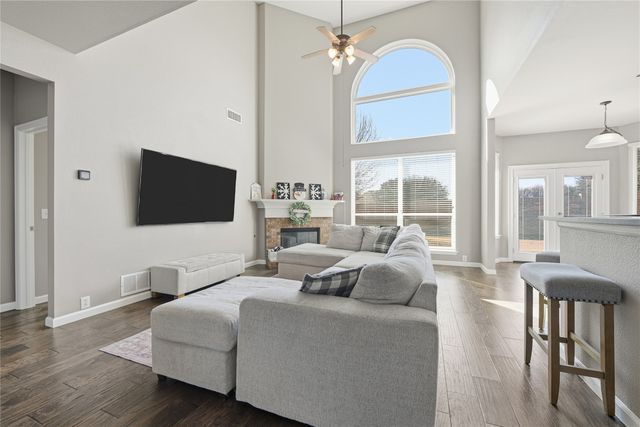 2736 Maple Creek Drive, Fort Worth, TX 76177