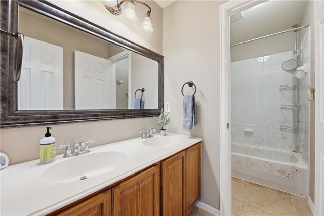 2736 Maple Creek Drive, Fort Worth, TX 76177