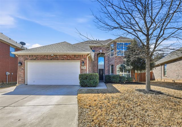 2736 Maple Creek Drive, Fort Worth, TX 76177
