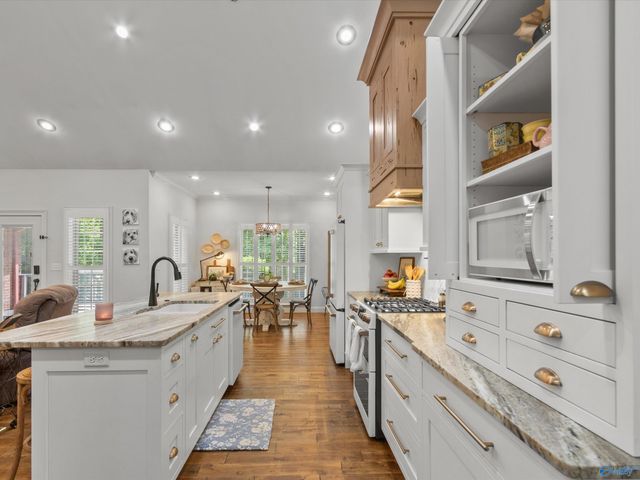 111 Smith Lane, Boaz, AL 35956