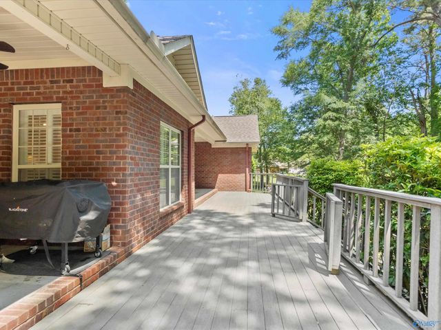 111 Smith Lane, Boaz, AL 35956