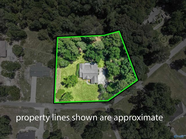111 Smith Lane, Boaz, AL 35956