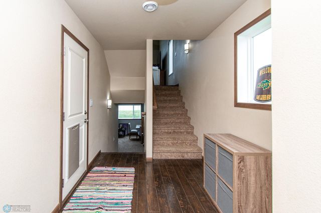 1131 29 Avenue W, West Fargo, ND 58078