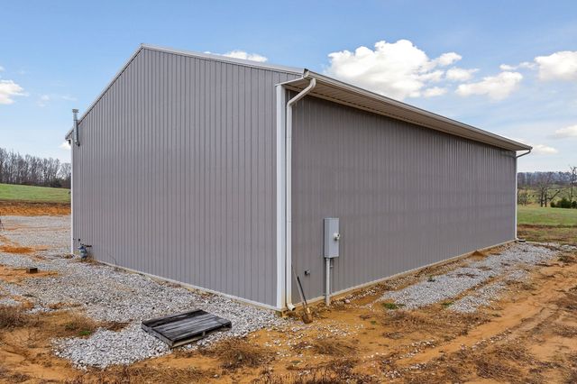 13813 OLD KENTUCKY ROAD, Walling, TN 38587