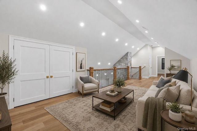 11 Ranch Place, Merrick, NY 11566