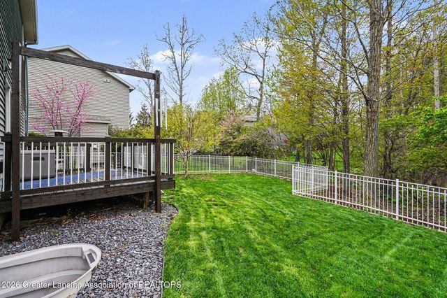 16431 Picardie Way, East Lansing, MI 48823