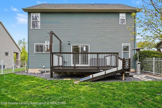 16431 Picardie Way, East Lansing, MI 48823