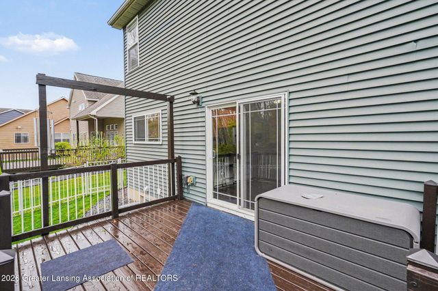 16431 Picardie Way, East Lansing, MI 48823