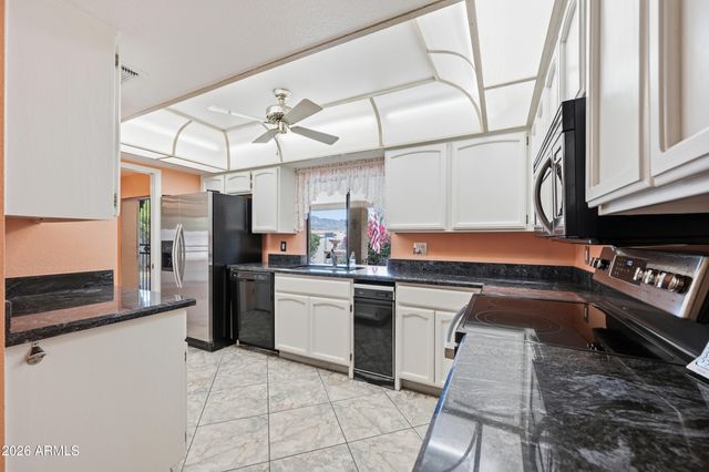 718 E PEORIA Avenue, Phoenix, AZ 85020