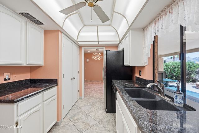 718 E PEORIA Avenue, Phoenix, AZ 85020