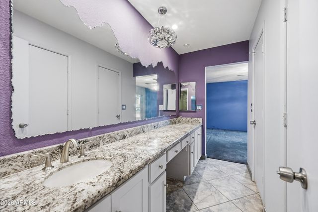 718 E PEORIA Avenue, Phoenix, AZ 85020