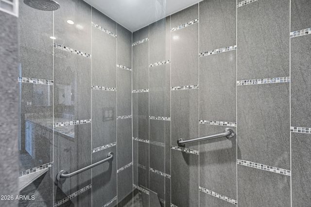 718 E PEORIA Avenue, Phoenix, AZ 85020