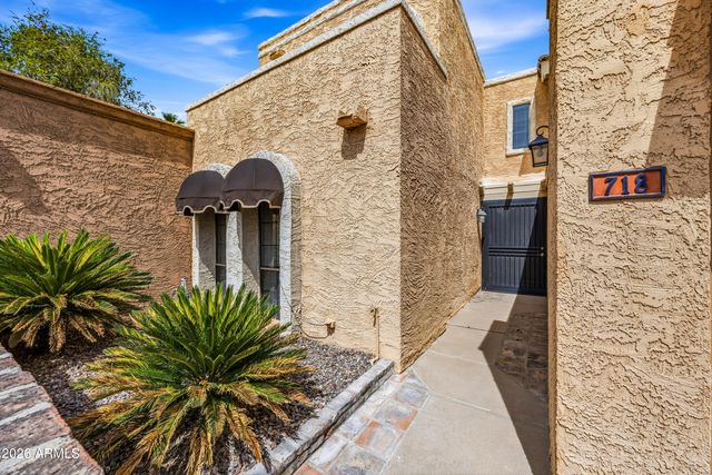 718 E PEORIA Avenue, Phoenix, AZ 85020