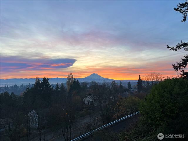 3108 E Valley View Terrace, Tacoma, WA 98404