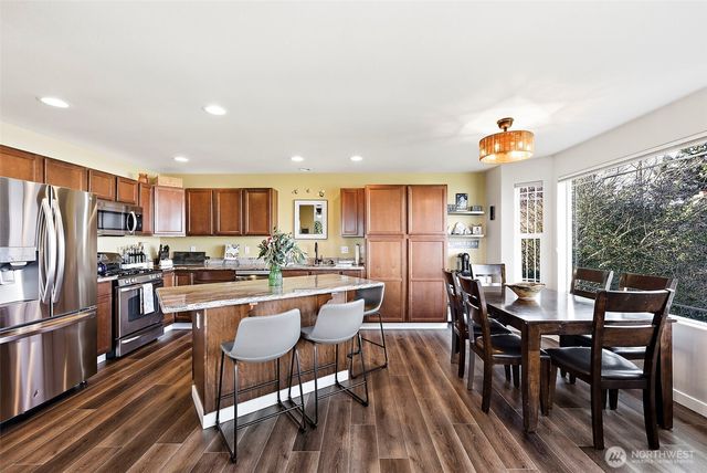 3108 E Valley View Terrace, Tacoma, WA 98404