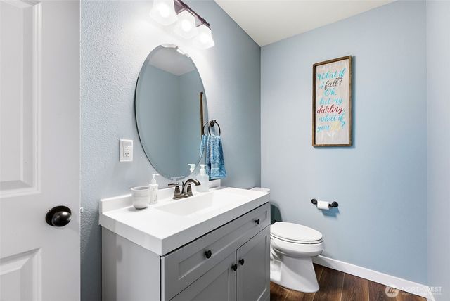 3108 E Valley View Terrace, Tacoma, WA 98404
